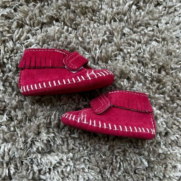 Minnetonka Front Strap Baby Bootie Moccasin Size 1 - Picture 4 of 8
